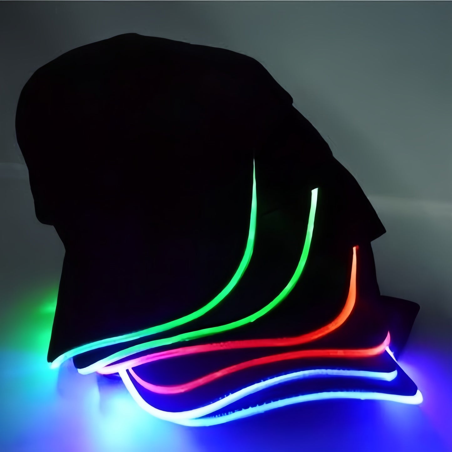 Led hat (random Colour will be sent)